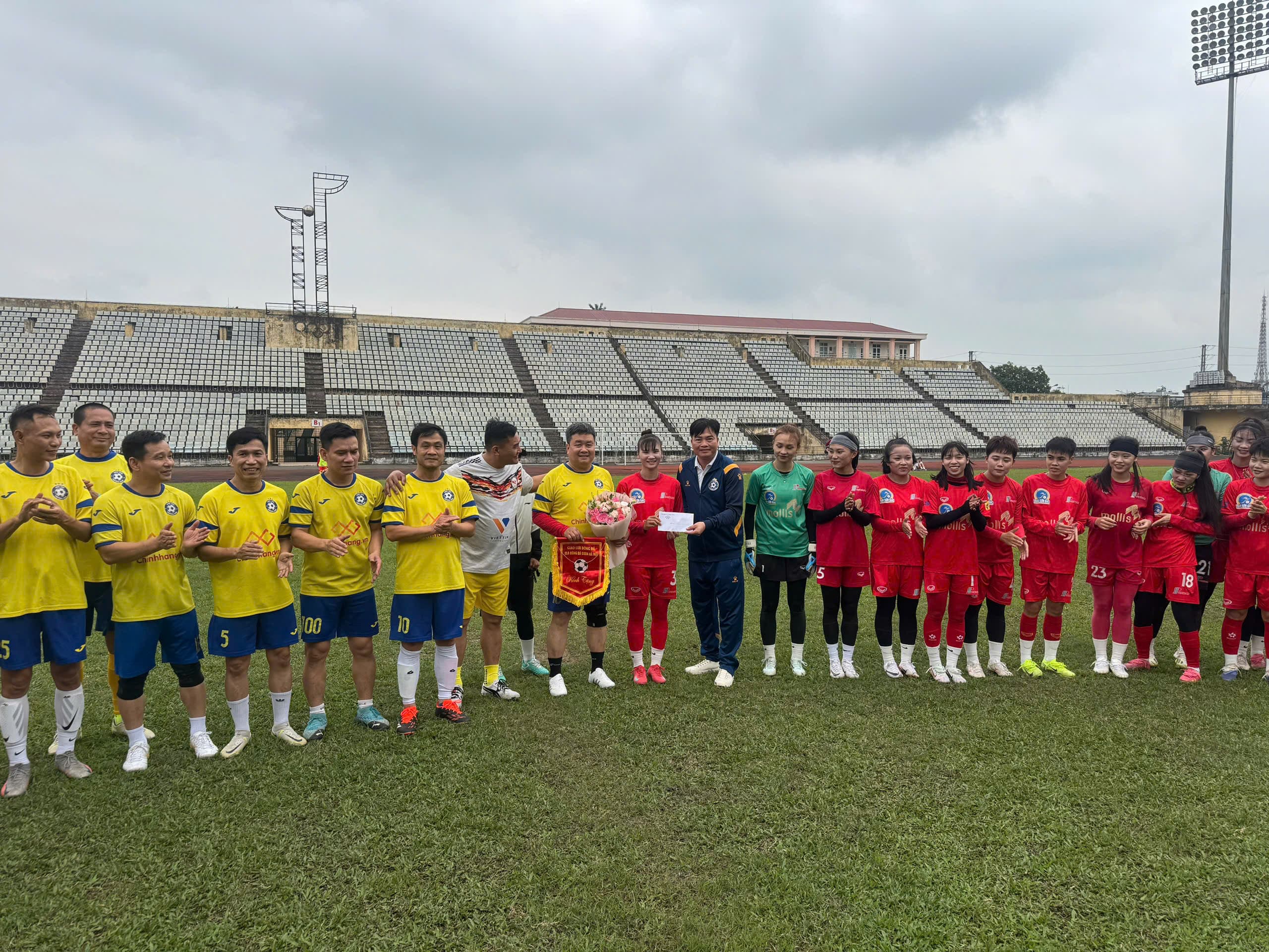 Tập đối kháng