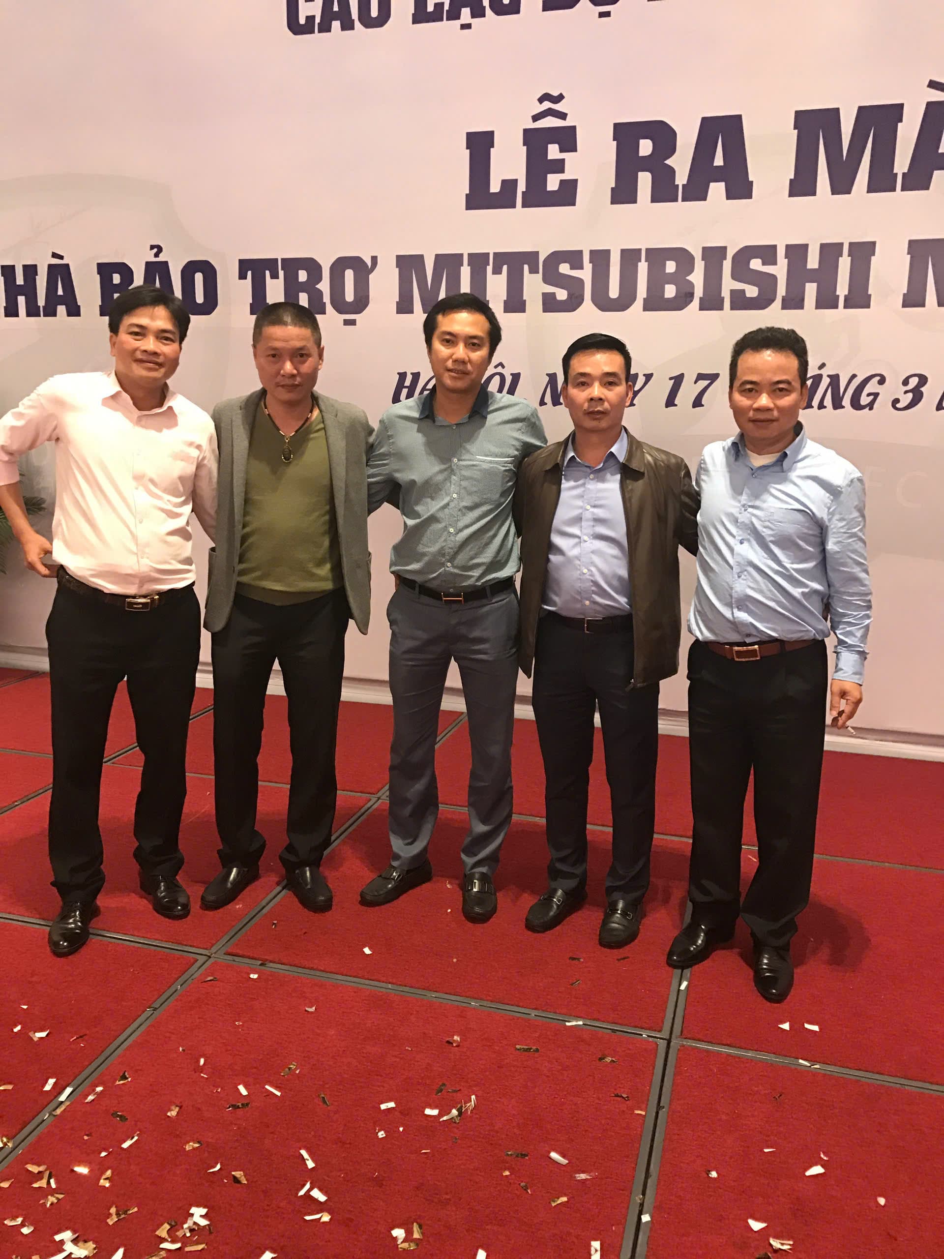 Khởi động trước trận