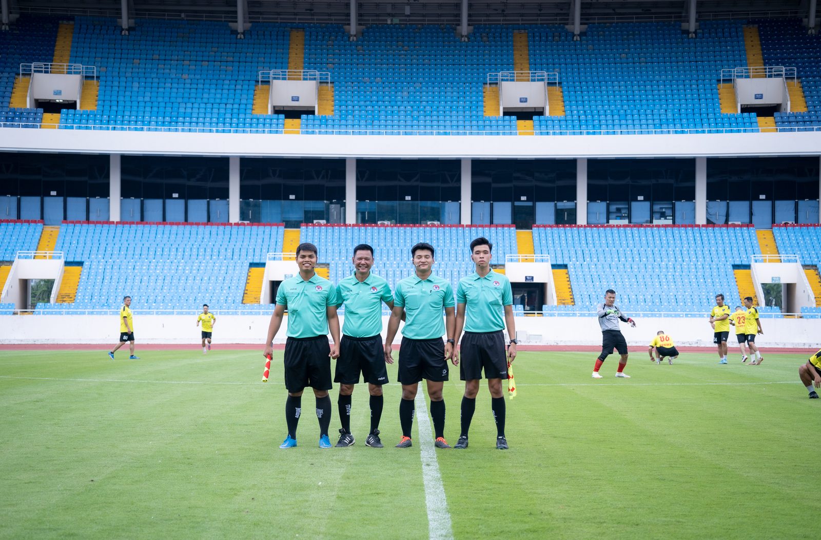 Tổ trọng tài giải đấu